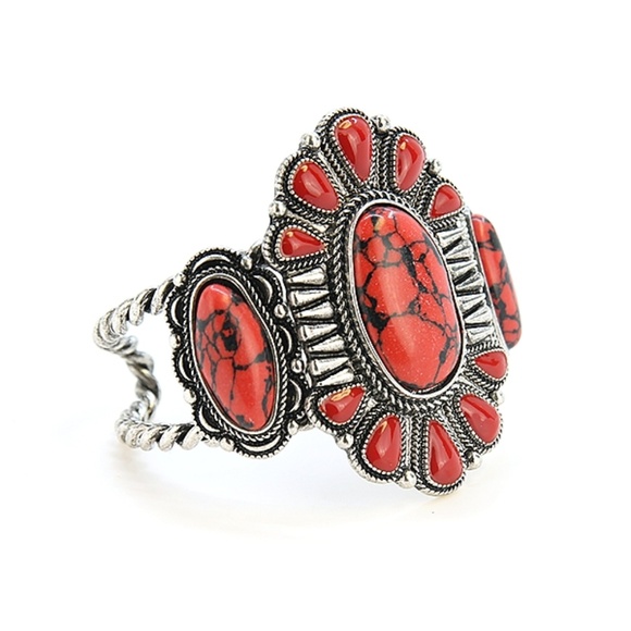Jewelry - South Western Style Statement Silver Cuff Bracelet